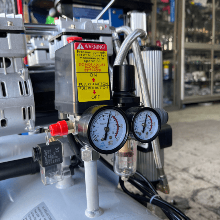 Compresor Libre de Aceite 2HP Dúplex 50L (Uso Clínico) vista 3