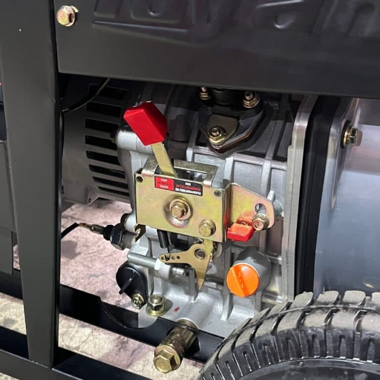 Motosoldador Diésel Toyama 3300W Monofásico Arranque Eléctrico TWGD220EXP vista 4